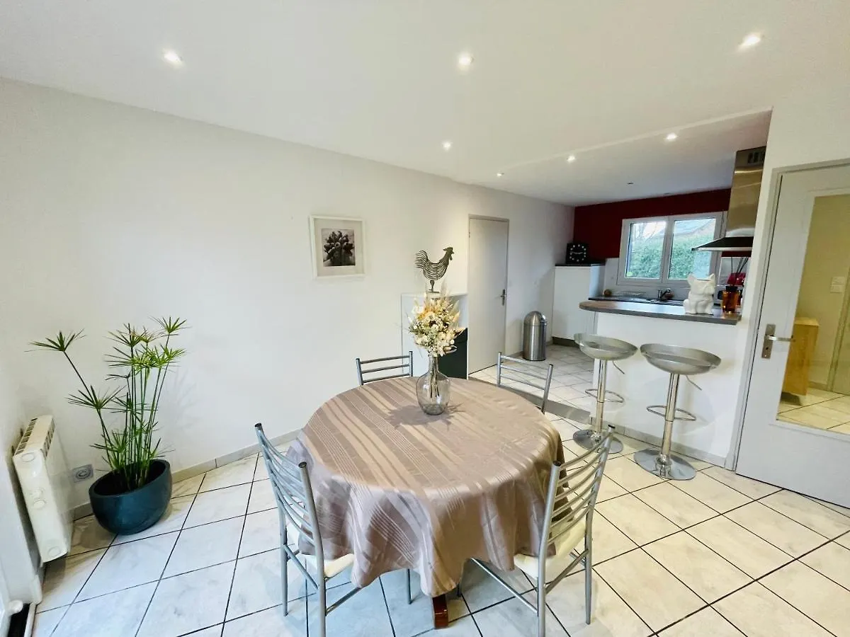 Holiday home Maison T2 De 70 M2 Avec Jardin Et Veranda Rignac